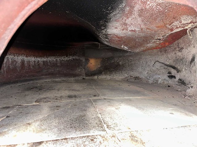 Pizza-oven houtgestookt - afbeelding 6 van  7