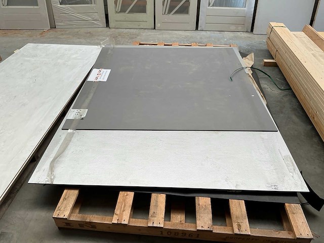 Plaatmateriaal divers (5x) - afbeelding 2 van  4