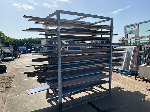 Plaatmateriaal in stelling (10x) - afbeelding 1 van  5