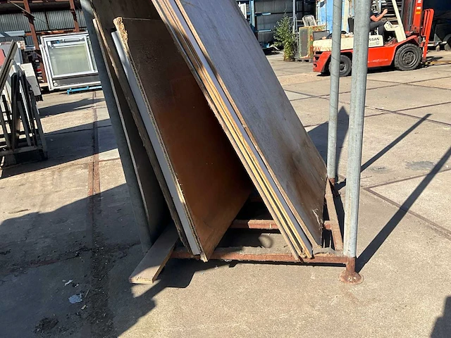 Plaatmateriaal op juk - afbeelding 3 van  4
