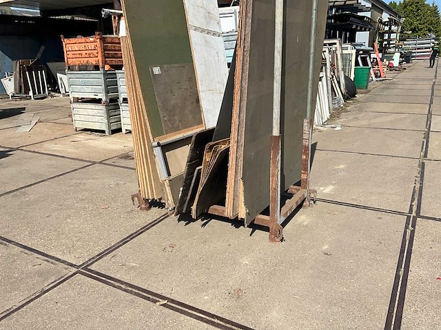 Plaatmateriaal op juk - afbeelding 3 van  5