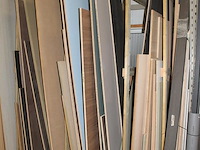 Plaatmateriaal waaronder mdf, gelamineerd spaanplaat, gelamineerd mdf en meubelpanelen voornamelijk reststu... - afbeelding 3 van  7