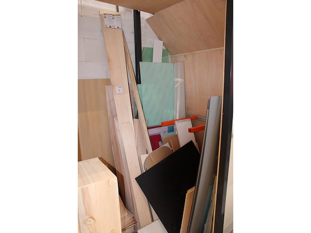 Plaatmaterialen w.o. hout, plexiglas en dibond. - afbeelding 2 van  2