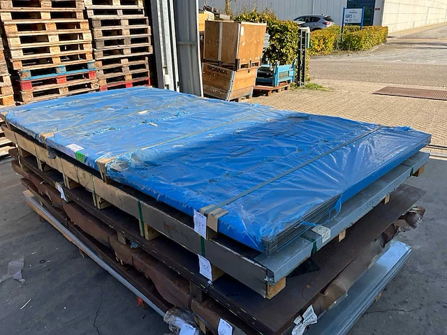 Plaatstaal (18x) - afbeelding 1 van  5
