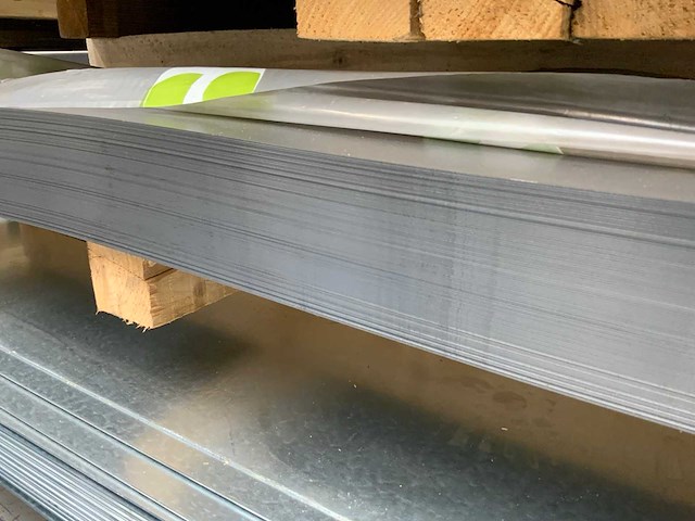 Plaatstaal 2500x1115x1.00mm (90x) - afbeelding 3 van  4
