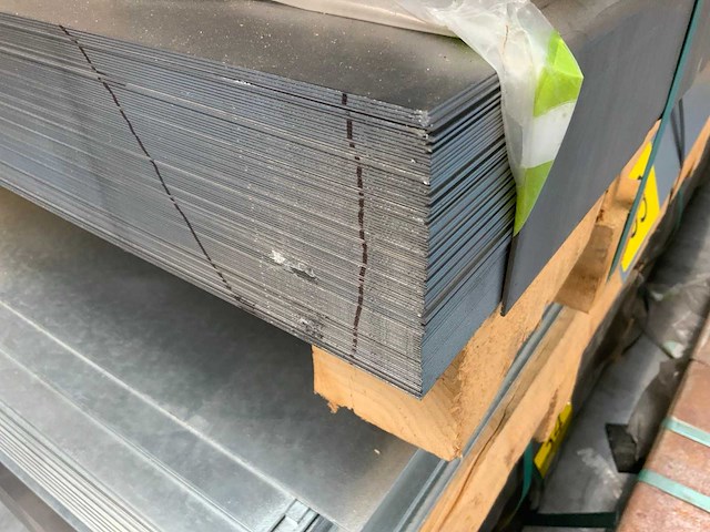 Plaatstaal 2500x1115x1.00mm (90x) - afbeelding 4 van  4