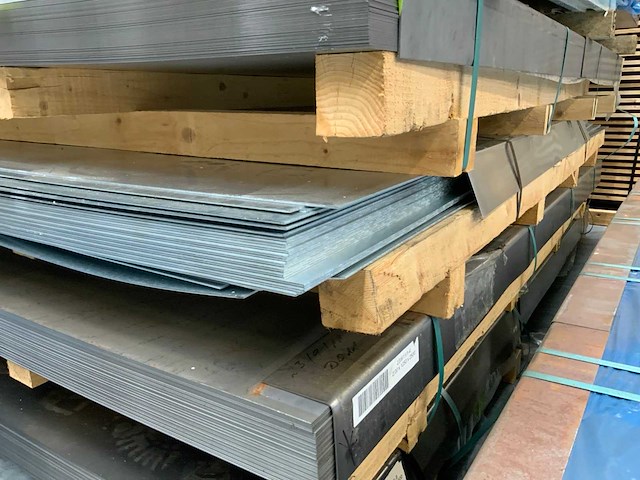 Plaatstaal 2500x1115x2,50mm (35x) - afbeelding 4 van  4