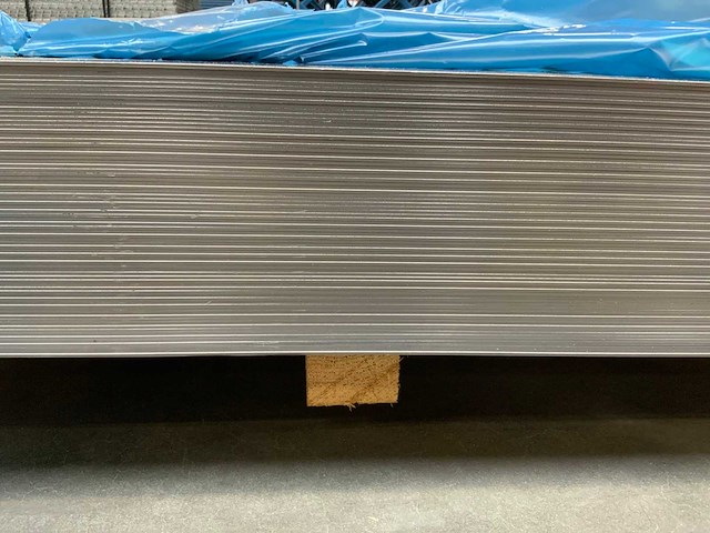 Plaatstaal 2500x1115x2,50mm (72x) - afbeelding 5 van  5