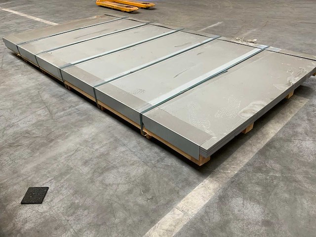 Plaatstaal 2500x1250x1.00mm (90x) - afbeelding 1 van  3