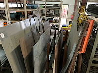 Plaatstaal op platenbok (2x) - afbeelding 2 van  4