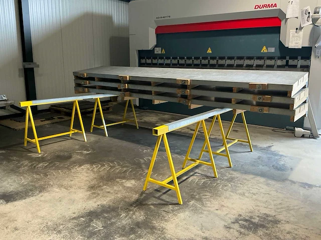 Plaatwerk verplaatsings bok (3x) - afbeelding 1 van  7