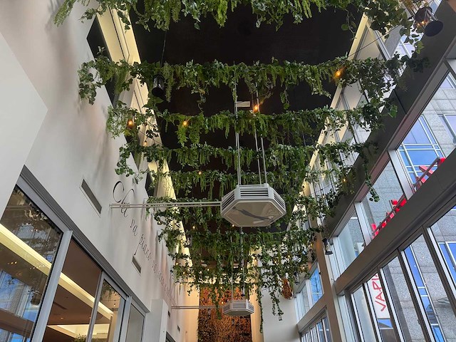 Plafond decoratie met verlichting - afbeelding 2 van  5