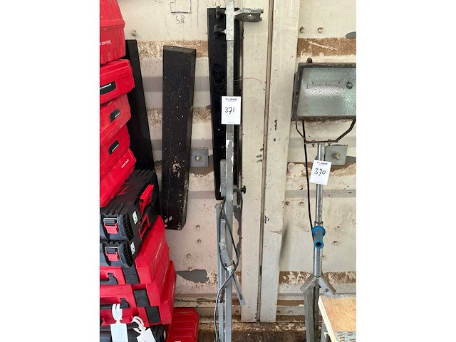 Plafondboor statief - afbeelding 2 van  2