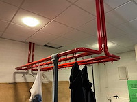 Plafondgemonteerde kapstok - afbeelding 2 van  3