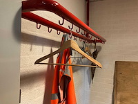 Plafondgemonteerde kapstok - afbeelding 3 van  3