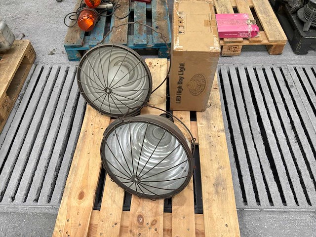 Plafondlamp (3x) - afbeelding 2 van  4