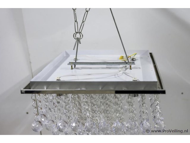 Plafondlamp met heldere kristallen bollen - afbeelding 4 van  4
