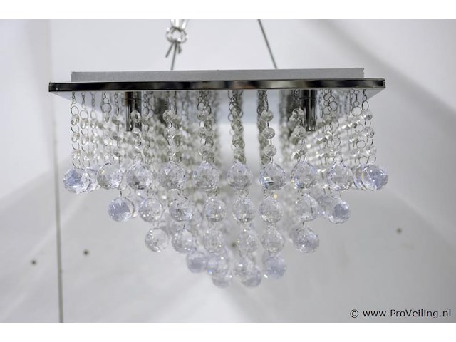 Plafondlamp met heldere kristallen bollen - afbeelding 2 van  4
