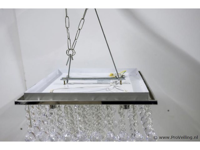 Plafondlamp met heldere kristallen bollen - afbeelding 4 van  4