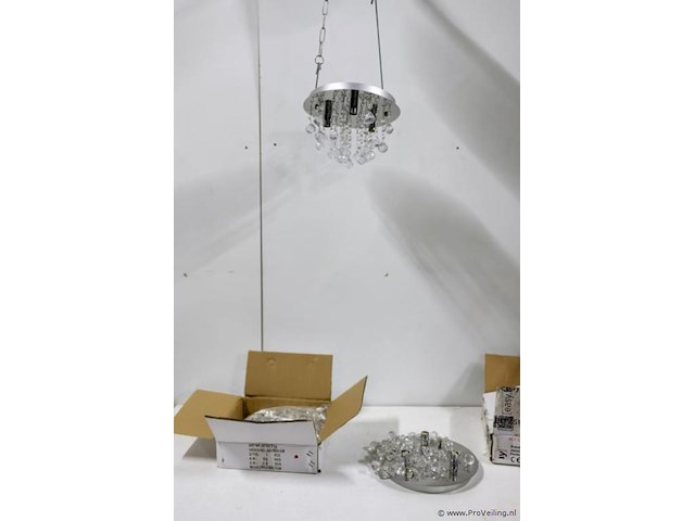 Plafondlamp met heldere kristallen bollen - afbeelding 4 van  4