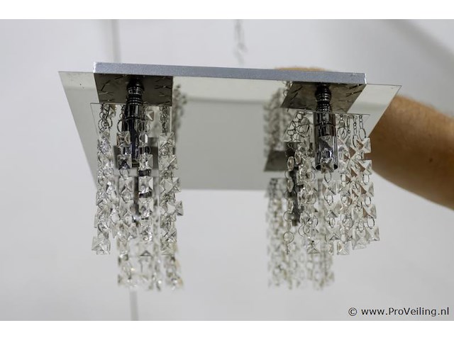 Plafondlamp met kristalachtige hangers - afbeelding 1 van  2