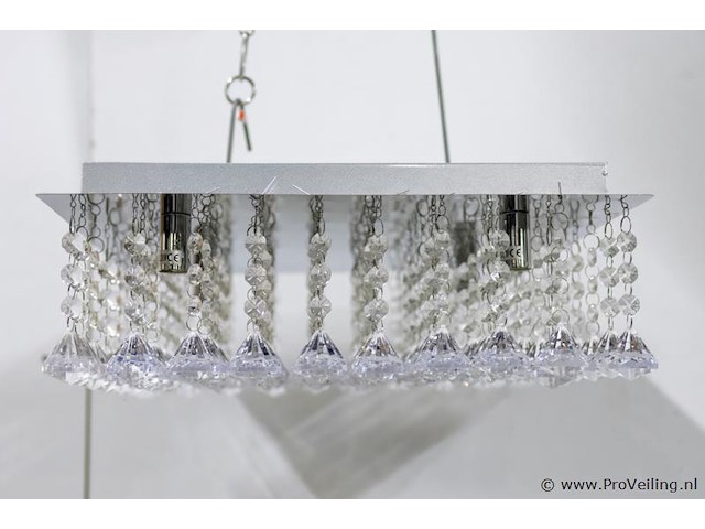 Plafondlamp met kristalachtige hangers - afbeelding 2 van  4
