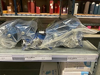 Plakband, houders, steekbuisjes, lijmpistolen, patronen - afbeelding 14 van  38