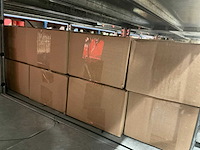 Plakband, houders, steekbuisjes, lijmpistolen, patronen - afbeelding 25 van  38