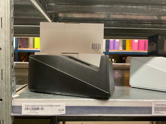 Plakband, houders, steekbuisjes, lijmpistolen, patronen - afbeelding 37 van  38