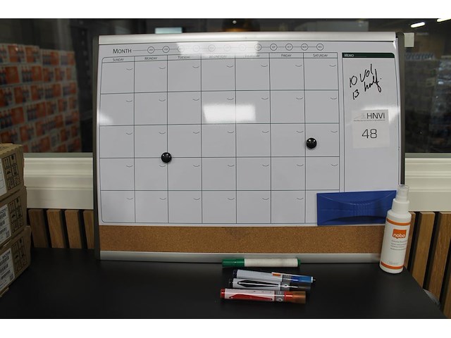 Planboard met prikbordfunctie. afmeting 59 x 44 cm. - afbeelding 1 van  1