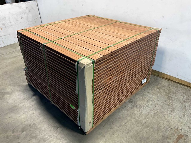 Plankenscherm hardhout design 28-planks 180x180 cm (24x) - afbeelding 1 van  7