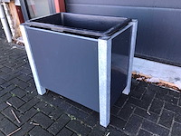 Planten bak - afbeelding 2 van  3