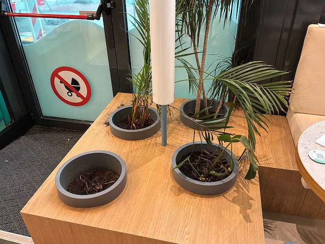 Plantenbak (4x) - afbeelding 1 van  3