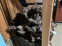 Plantenbak kunststof hout stronken presentatie - afbeelding 2 van  4