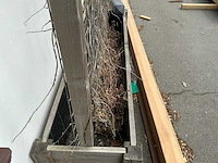 Plantenbak met hek - afbeelding 4 van  7