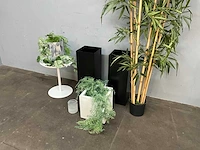 Plantenbak met kunstplanten - afbeelding 4 van  5