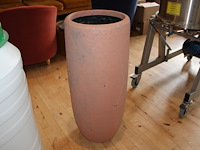 Plantenpot doorsnede 38 cm en hoogte 90 cm. - afbeelding 1 van  2