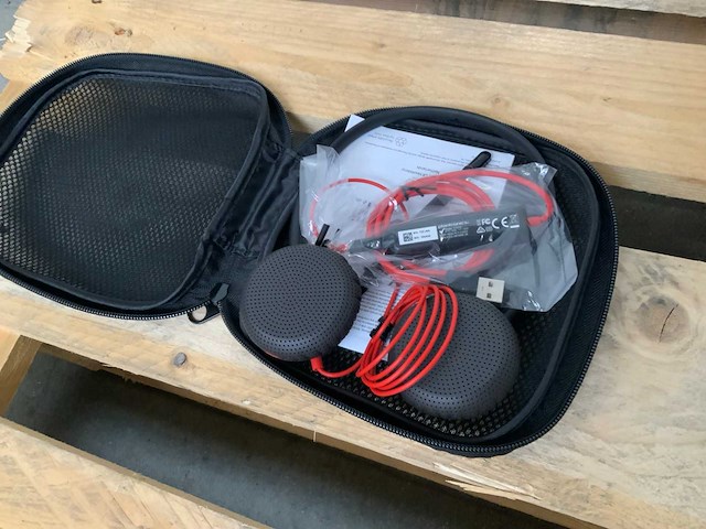 Plantronics blackwire c3225 headset (10x) - afbeelding 1 van  4