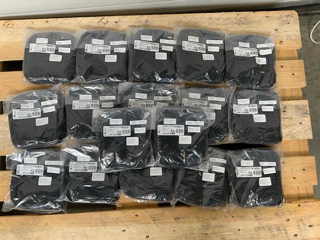 Plantronics blackwire c3225 headset (17x) - afbeelding 3 van  4