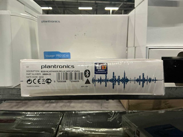 Plantronics voyager - pro uc v2 - headset - afbeelding 2 van  2