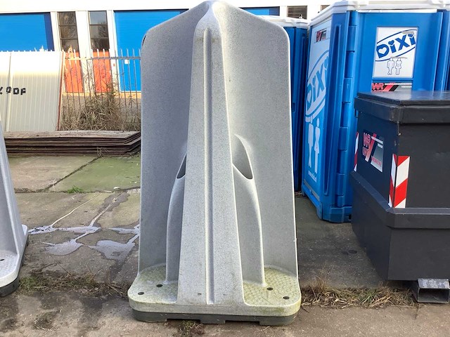 Plas zuil - afbeelding 1 van  2