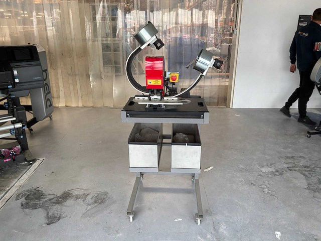 Plastgrommer apm060 zeilring machine - afbeelding 8 van  8