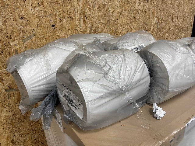 Plastic emmer voorzien van beugel 20,5l met deksel (210x) - afbeelding 11 van  12