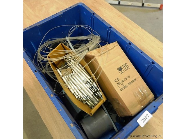 Plastic krat met hang/sluit/ijzerwerk - afbeelding 3 van  5