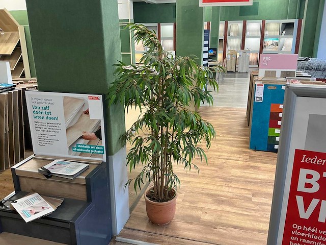 Plastic plant in pot (2x) - afbeelding 2 van  4