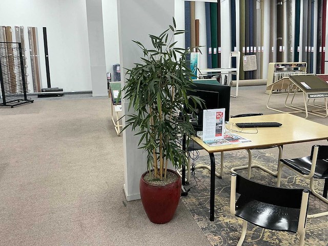 Plastic plant in pot (2x) - afbeelding 2 van  4