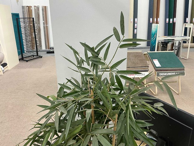 Plastic plant in pot (2x) - afbeelding 4 van  4