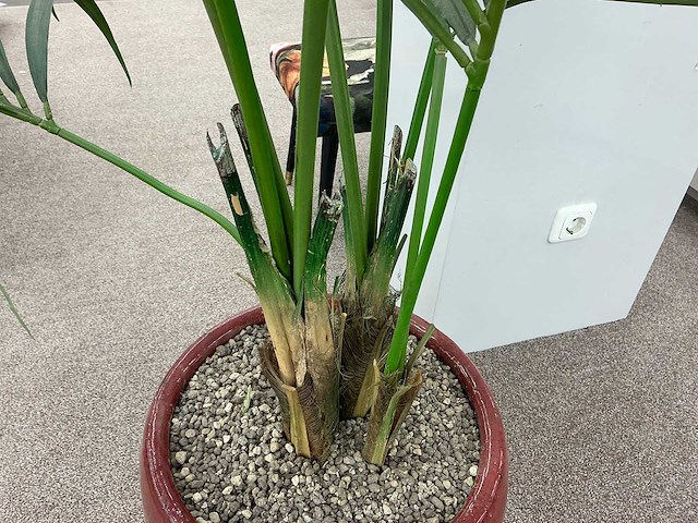 Plastic plant met pot (3x) - afbeelding 5 van  5