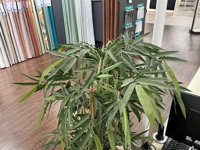 Plastic planten met pot (2x) - afbeelding 3 van  6