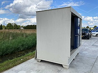 Plastic pompbehuizing met pompen - afbeelding 2 van  7